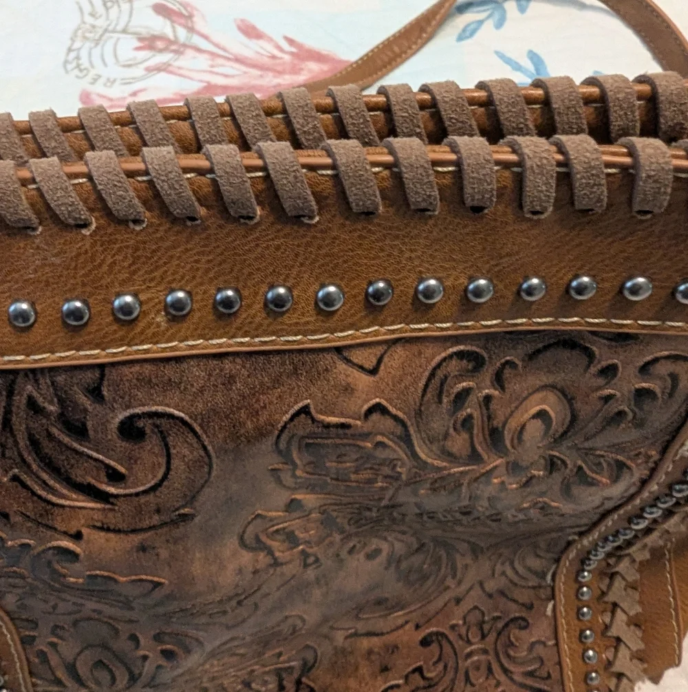 MONTANA WEST Fringed Tooled Leather Crossbody Bag in Brown - Picture 2 of 8